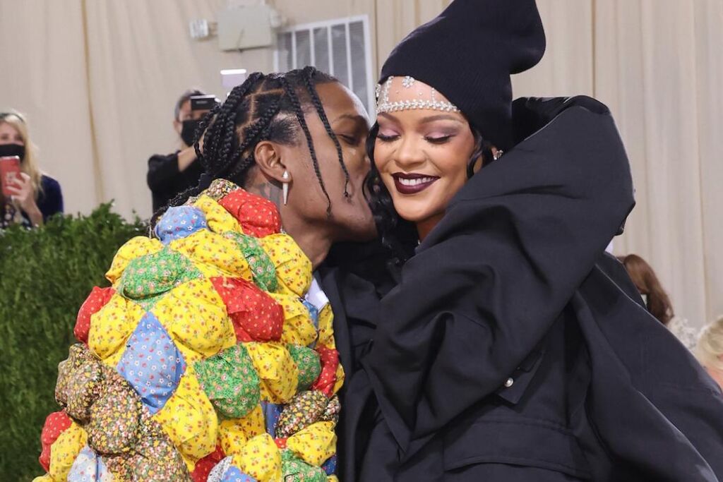 Le père de Rihanna commente sa grossesse avec A$AP Rocky Le père de Rihanna commente sa grossesse avec A$AP Rocky