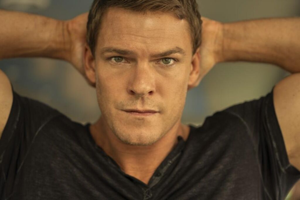 « Reacher » Alan Ritchson dit « Je suis le petit » par rapport à Tom Cruise « Reacher » Alan Ritchson dit « Je suis le petit » par rapport à Tom Cruise