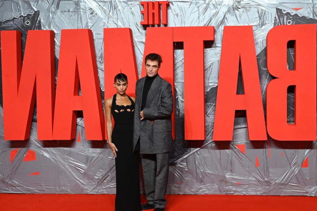 Robert Pattinson ou Zoë Kravitz, qui a la valeur nette la plus élevée ? Robert Pattinson ou Zoë Kravitz, qui a la valeur nette la plus élevée ?