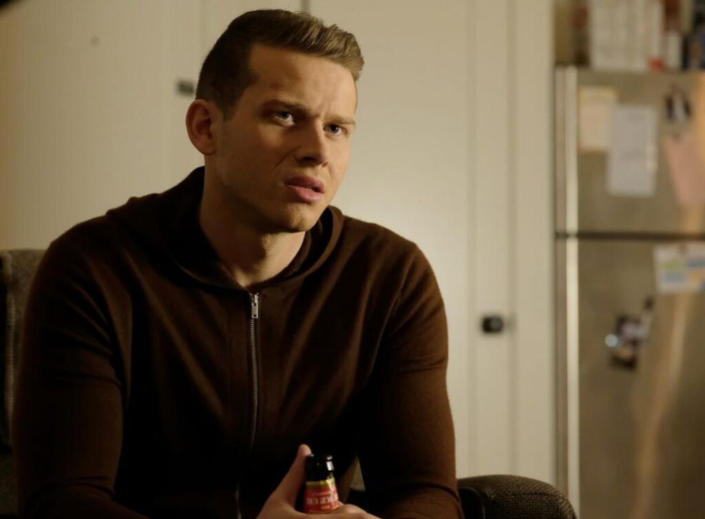 Taylor découvrira le baiser de Buck, les promesses du showrunner