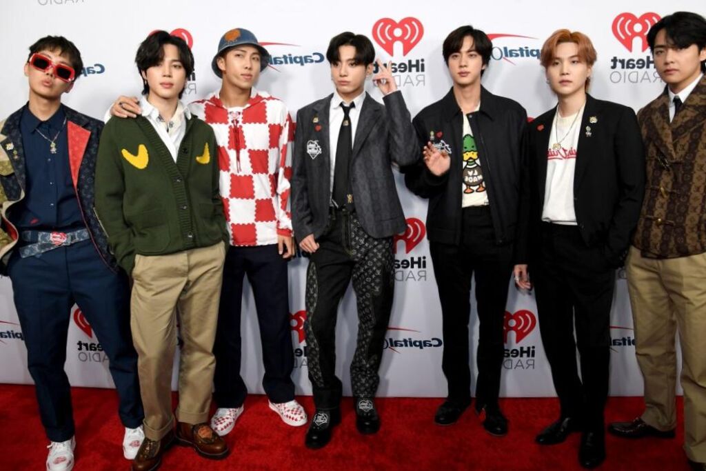 BTS remporte le prix du meilleur clip vidéo et de la meilleure armée de fans aux iHeartRadio Music Awards 2022