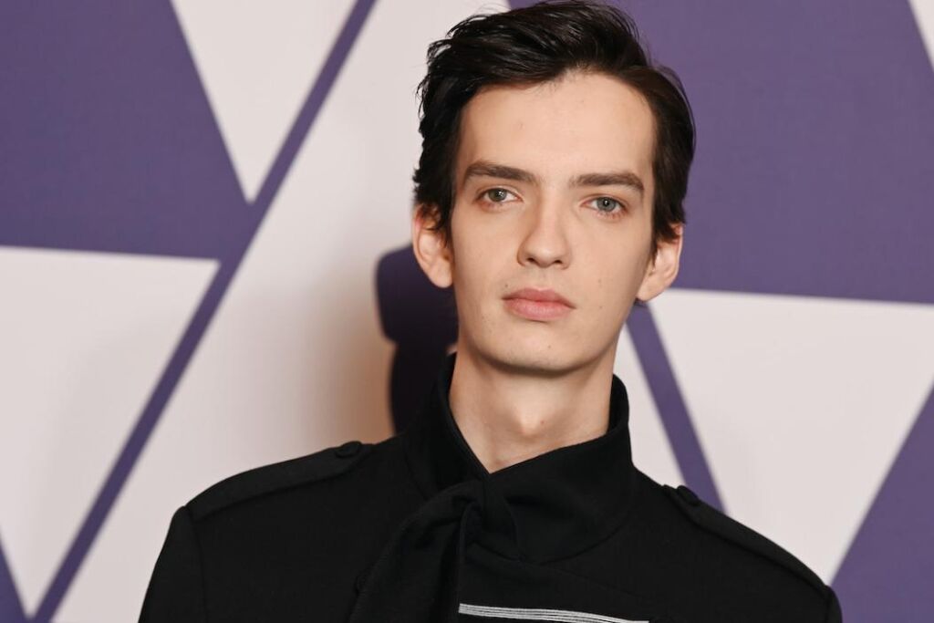 Pourquoi Kodi Smit-McPhee de « Power of the Dog » vous semble familier