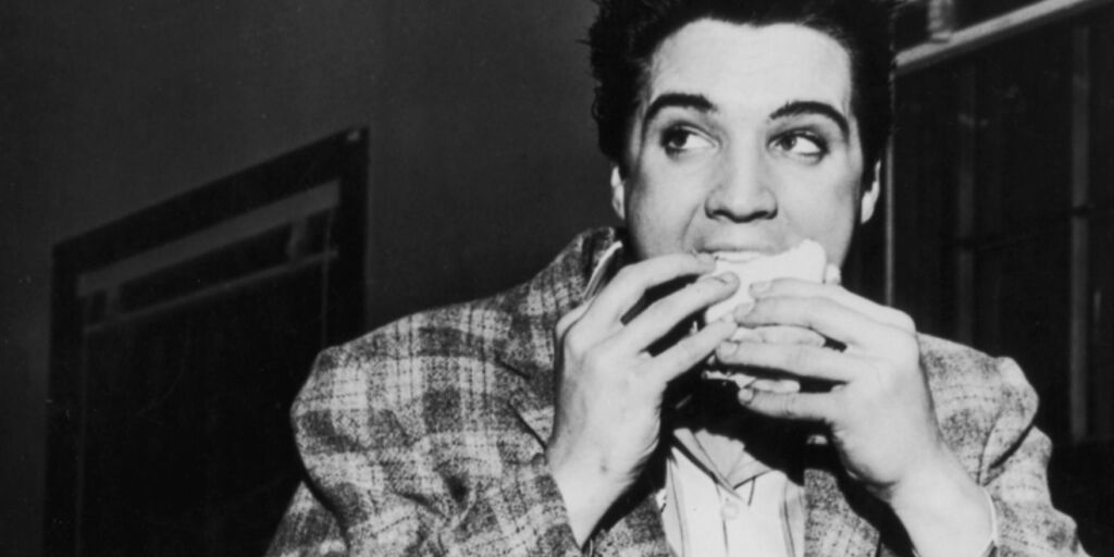 Elvis Presley aurait dû manger ce 1 aliment à chaque repas Elvis Presley aurait dû manger ce 1 aliment à chaque repas