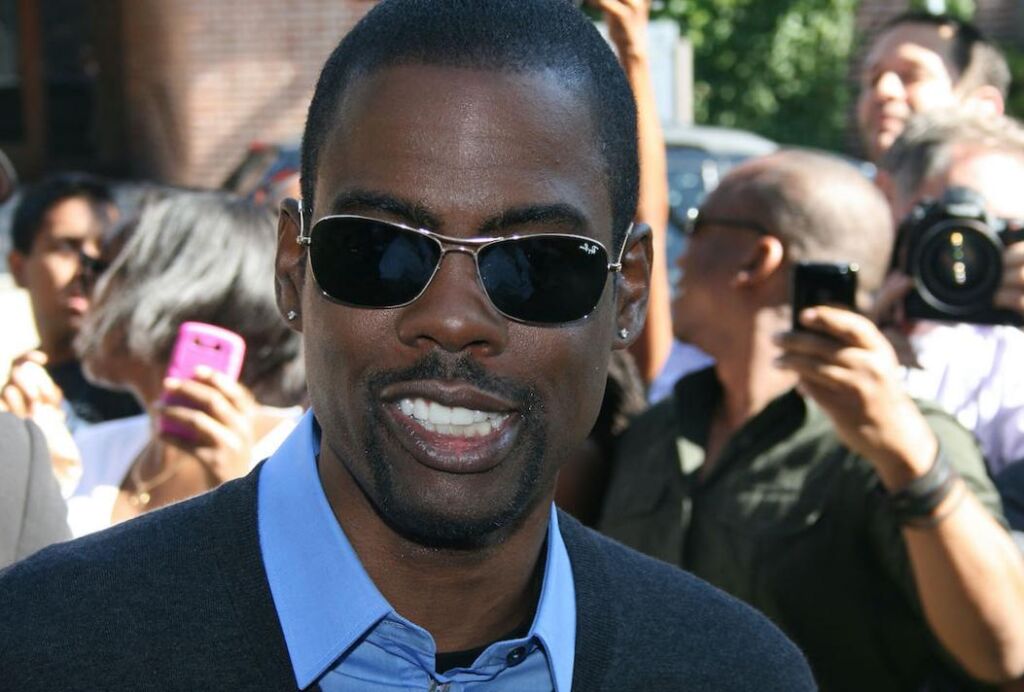 Chris Rock a fait des recherches sur l’alopécie pour son documentaire « Good Hair » de 2009 Chris Rock a fait des recherches sur l’alopécie pour son documentaire « Good Hair » de 2009