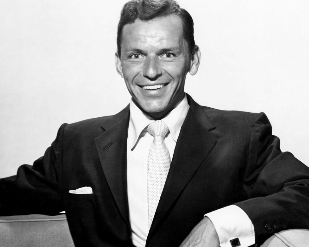 La femme de Frank Sinatra a déclaré qu’il avait refusé de conduire loin en raison d’un mal de voiture secret