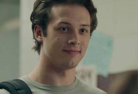 Acteurs de la saison 3 de «Legacies» : Leo Howard promu dans la série régulière Acteurs de la saison 3 de «Legacies» : Leo Howard promu dans la série régulière