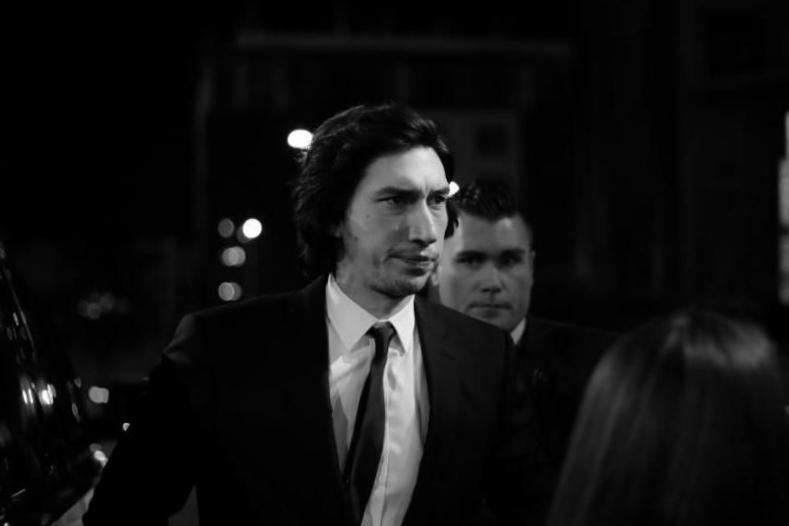 Comment Adam Driver a maîtrisé le sabre laser de Kylo Ren Comment Adam Driver a maîtrisé le sabre laser de Kylo Ren