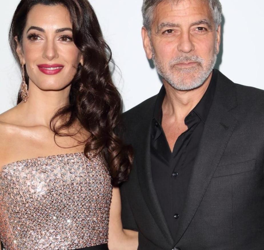 George Clooney vient de révéler qu’il se coupe les cheveux avec un Flowbee depuis des décennies