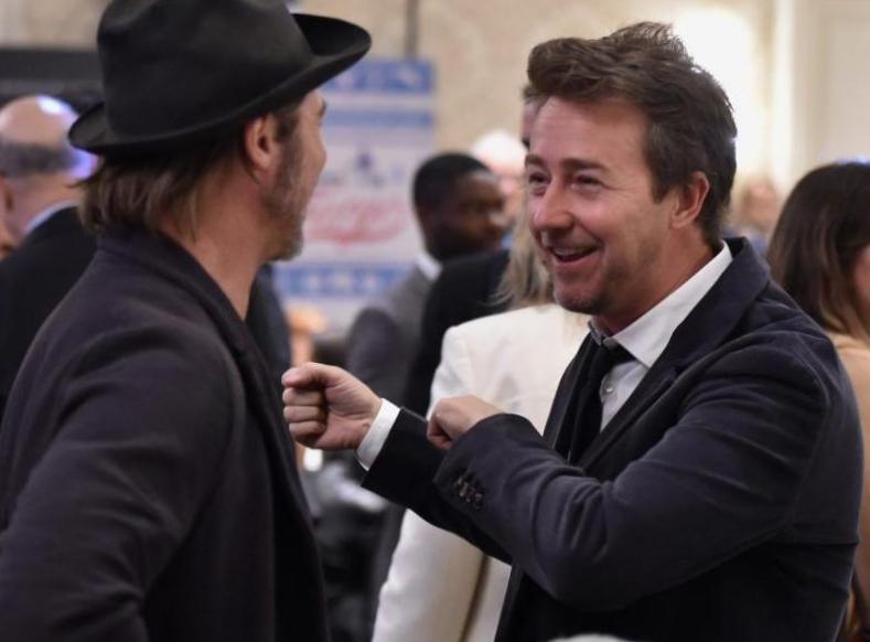 Brad Pitt et Edward Norton étaient ivres dans une scène de ‘Fight Club’ non scénarisée