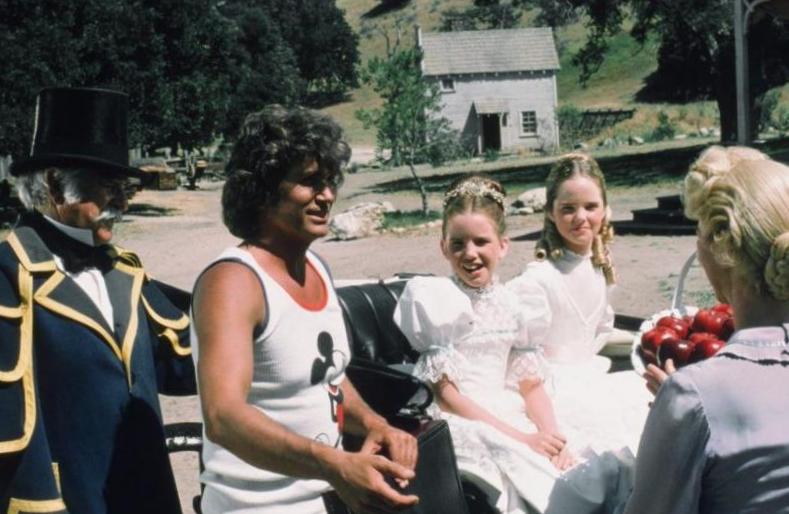 L’acteur de Pass up Beadle, Charlotte Stewart, a déclaré que Michael Landon détestait rester sur le plateau as well as tard qu’il ne le devait L’acteur de Pass up Beadle, Charlotte Stewart, a déclaré que Michael Landon détestait rester sur le plateau as well as tard qu’il ne le devait
