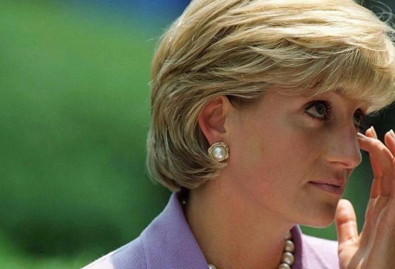 Le coiffeur personnel de la princesse Diana explique pourquoi il s’est coupé les cheveux en secret, dit « nous avons dû être très prudents »
