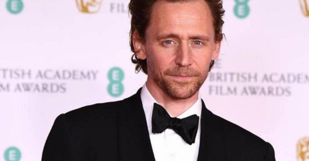 La star de Loki Tom Hiddleston répond aux rumeurs de casting de James Bond La star de Loki Tom Hiddleston répond aux rumeurs de casting de James Bond