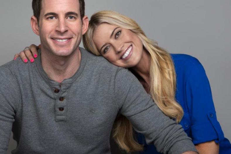 Christina Anstead dit que l’isolement l’a obligée à se lier avec Tarek El Moussa et à rester positive