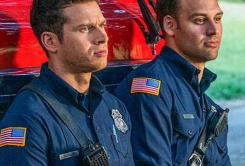 Première affiche de la saison 5 de « 911 » : Zoo Stampede à Los Angeles Première affiche de la saison 5 de « 911 » : Zoo Stampede à Los Angeles