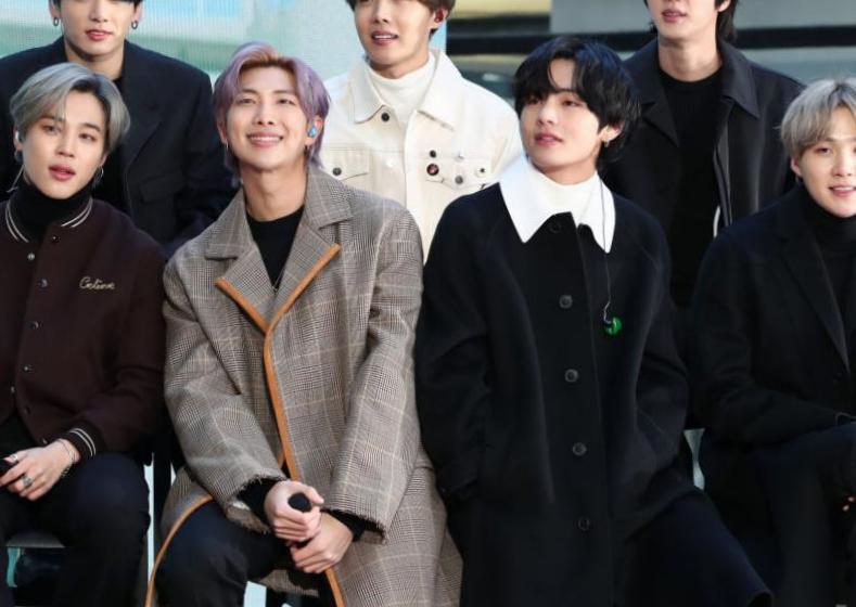 Ce que les membres du BTS mangent en une journée (Alerte spoiler : c’est beaucoup de collations) Ce que les membres du BTS mangent en une journée (Alerte spoiler : c’est beaucoup de collations)