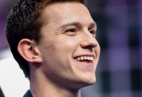 Les fans de Spider-Man ne peuvent pas en avoir assez des rencontres « réalistes » maladroites de Peter et MJ dans le MCU