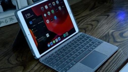Logitech Combo Touch est comme le clavier magique pour iPad Air et iPad Pro 10,5 pouces Logitech Combo Touch est comme le clavier magique pour iPad Air et iPad Pro 10,5 pouces