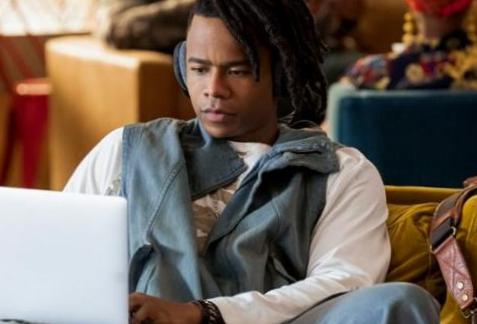 « Dear White People » : Justin Simien sur le destin de Reggie dans la finale de la série « Dear White People » : Justin Simien sur le destin de Reggie dans la finale de la série