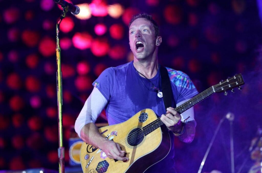 Chris Martin dit que Coldplay ne jouera pas à Glastonbury cette année Chris Martin dit que Coldplay ne jouera pas à Glastonbury cette année