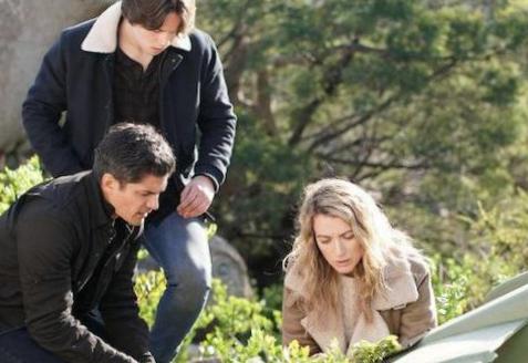 Récapitulatif de « La Brea » : Saison 1 Épisode 6 – Fermeture du portail lumineux Récapitulatif de « La Brea » : Saison 1 Épisode 6 – Fermeture du portail lumineux