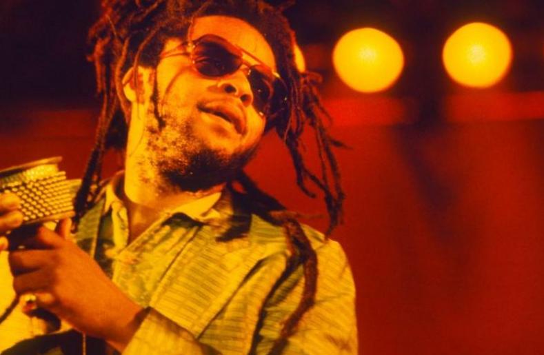 Terence ‘Astro’ Wilson, chanteur de longue date de l’UB40, décédé à 64 ans Terence ‘Astro’ Wilson, chanteur de longue date de l’UB40, décédé à 64 ans