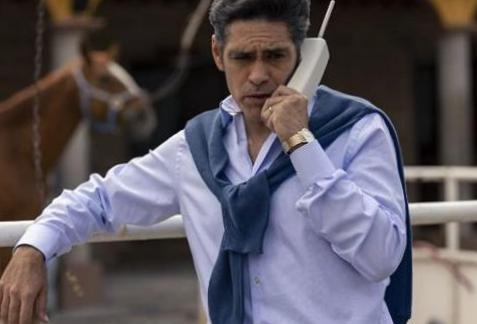La star de « Narcos : Mexico » et « Gentified » Manuel Uriza parle du personnage