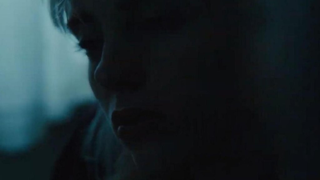 Billie Eilish partage la vidéo de « Male Fantasy » de « Happier Than Ever »