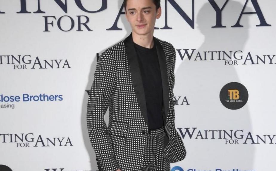 Les enthusiasts se demandent si l’acceptation de Noah Schnapp à l’université affecte son avenir avec la série Les enthusiasts se demandent si l’acceptation de Noah Schnapp à l’université affecte son avenir avec la série