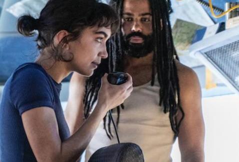 Vidéo ‘Snowpiercer’: Daveed Diggs, Rowan Blanchard sur la saison 3, le retour de Melanie Vidéo ‘Snowpiercer’: Daveed Diggs, Rowan Blanchard sur la saison 3, le retour de Melanie