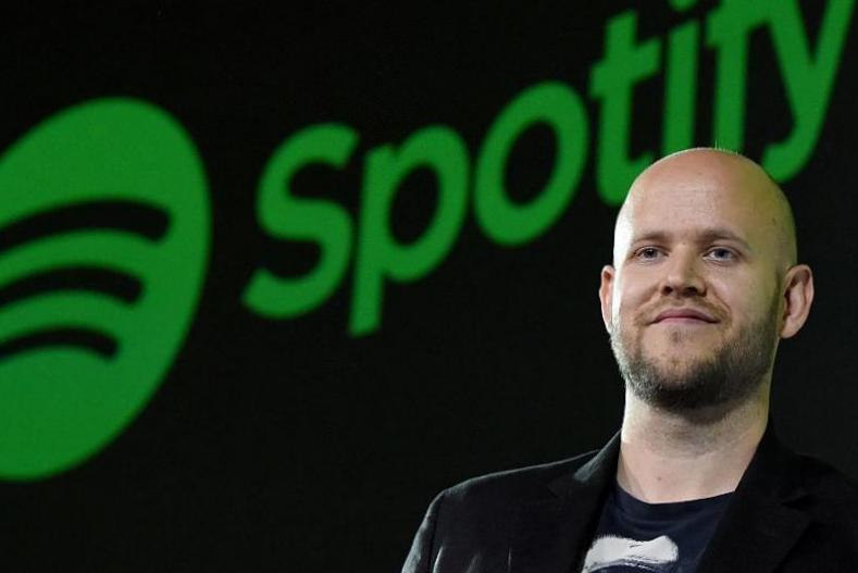 Le PDG de Spotify défend la gestion de la situation de Joe Rogan