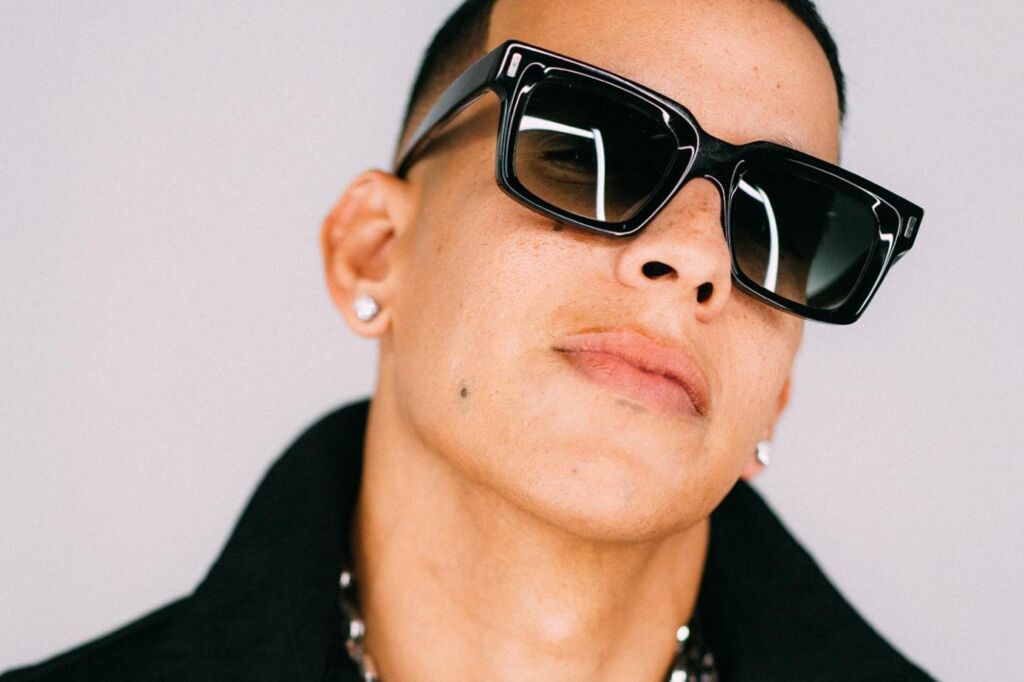 Critique : « Legendaddy » de Daddy Yankee – Rolling Stone