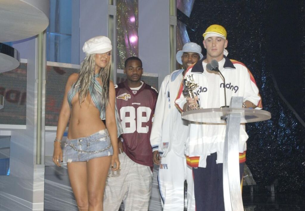 Christina Aguilera a dissipé Eminem lors de 2 spectacles VMA différents Christina Aguilera a dissipé Eminem lors de 2 spectacles VMA différents
