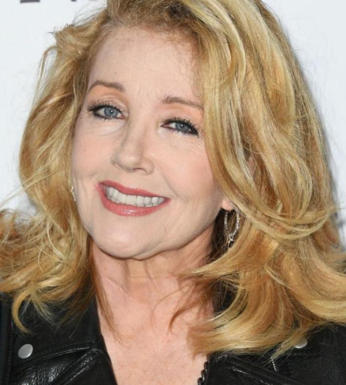 Melody Thomas Scott dit qu’elle veut que Nikki Newman ait un mauvais jumeau Melody Thomas Scott dit qu’elle veut que Nikki Newman ait un mauvais jumeau