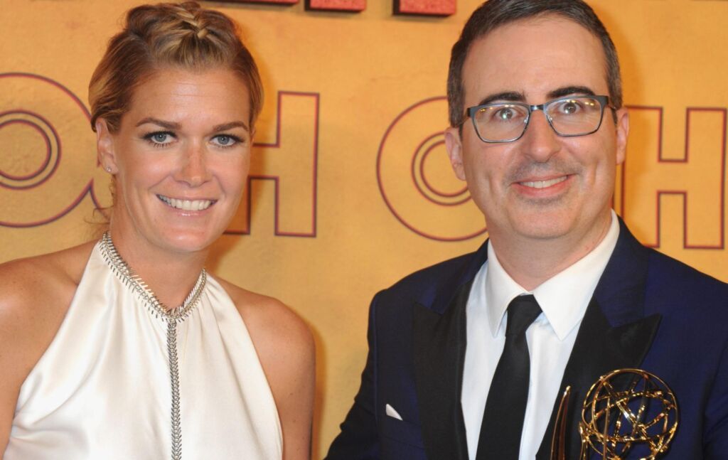 Qui est la femme de John Oliver ? Tout savoir sur Kate Norley Qui est la femme de John Oliver ? Tout savoir sur Kate Norley