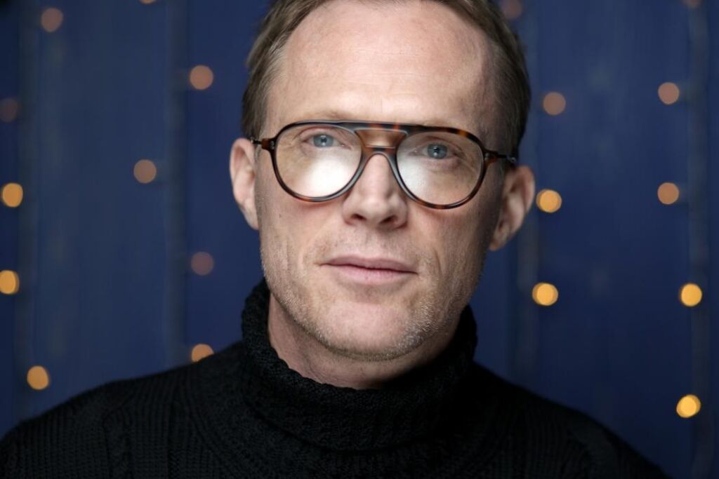 Paul Bettany s’est déjà senti coupable d’avoir été choisi comme Jarvis dans « Iron Man » : « C’est du vol »