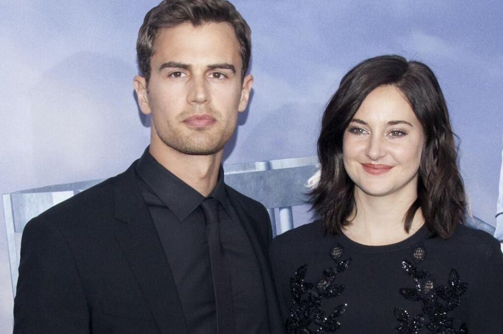 Theo James a réagi à Shailene Woodley en l’appelant « Un grand baiser » Theo James a réagi à Shailene Woodley en l’appelant « Un grand baiser »