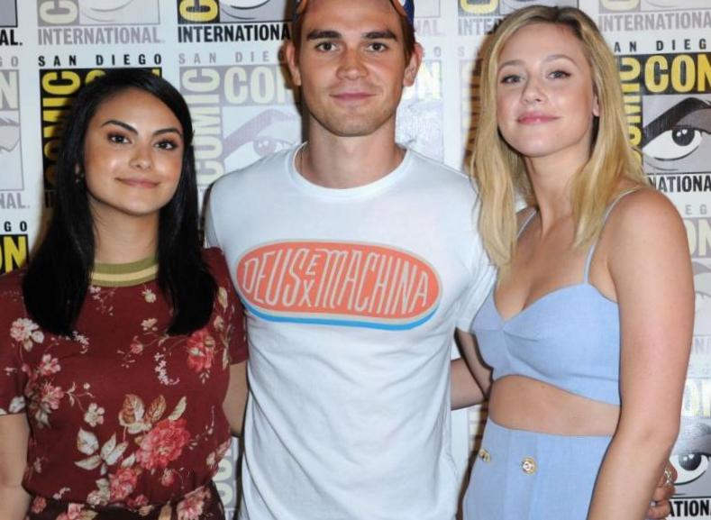 Betty et Archie vont-ils se réunir ? Le drame de Barchie n’est pas encore terminé Betty et Archie vont-ils se réunir ? Le drame de Barchie n’est pas encore terminé