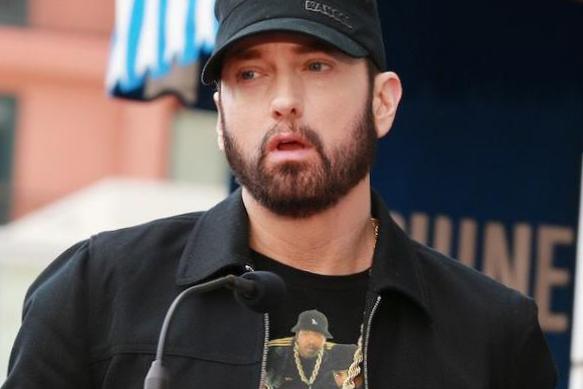 Eminem explique la grande différence entre lui-même et son père