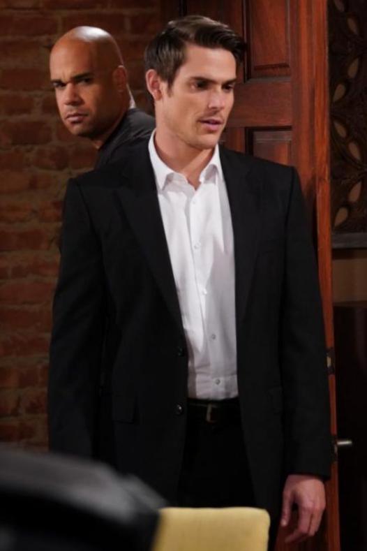 Mark Grossman sur si Adam Newman est «émotionnellement traumatisé» Mark Grossman sur si Adam Newman est «émotionnellement traumatisé»