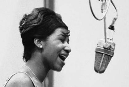 Écoutez la edition solo d’Aretha Franklin de «Never Gonna Break My Faith»