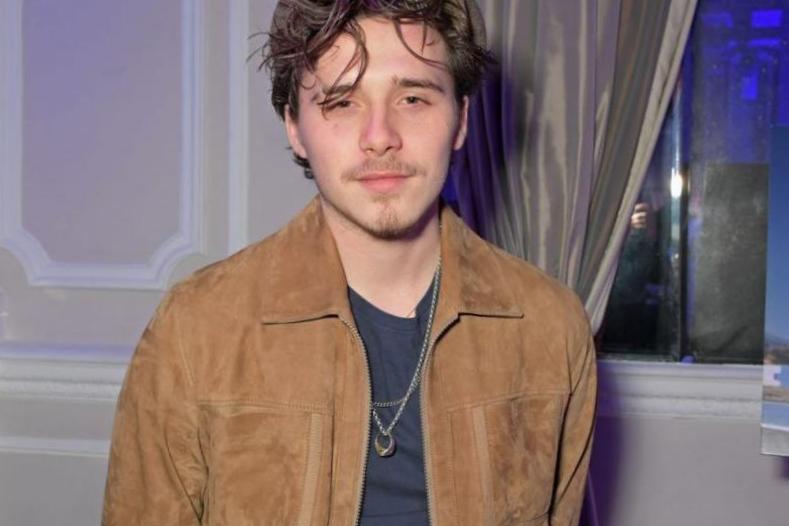 Quel âge a le fils nouvellement engagé de David Beckham, Brooklyn Beckham ? Quel âge a le fils nouvellement engagé de David Beckham, Brooklyn Beckham ?