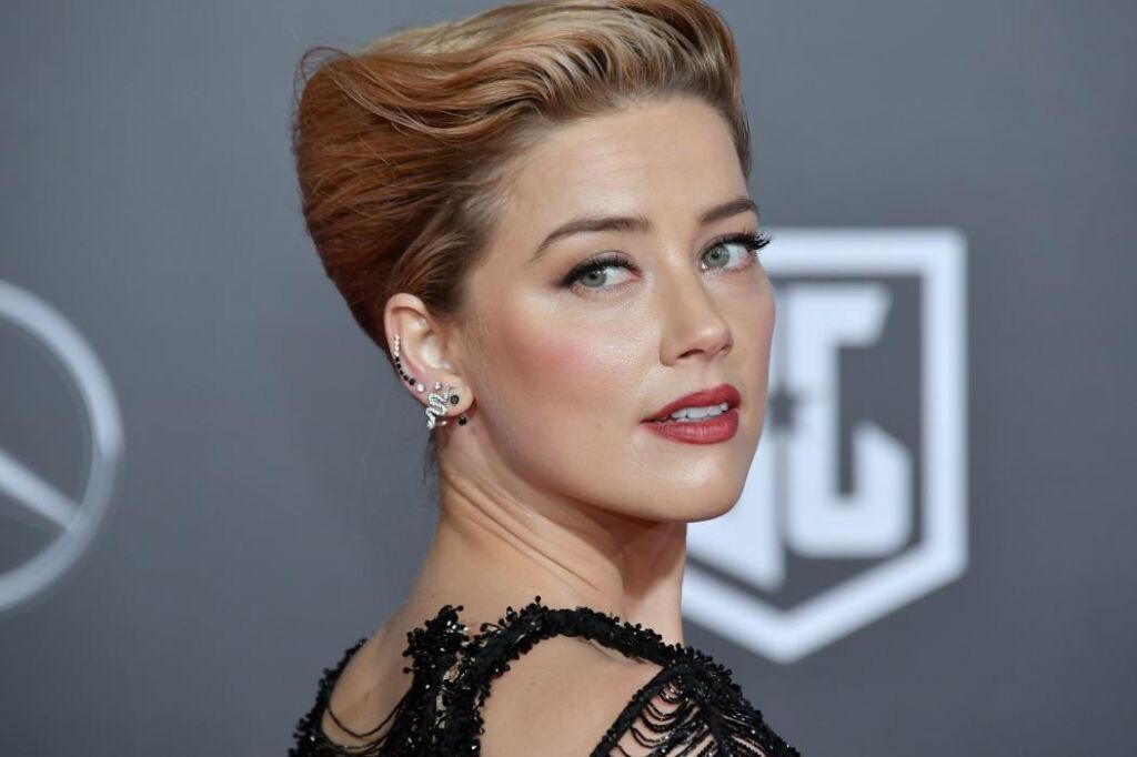 L’historique complet des relations d’Amber Heard – Dans la vie amoureuse de la star au fil des ans L’historique complet des relations d’Amber Heard – Dans la vie amoureuse de la star au fil des ans