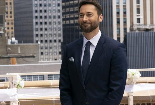Spoilers de la finale de la saison 4 de « New Amsterdam » – Max / Helen Wedding Spoilers de la finale de la saison 4 de « New Amsterdam » – Max / Helen Wedding