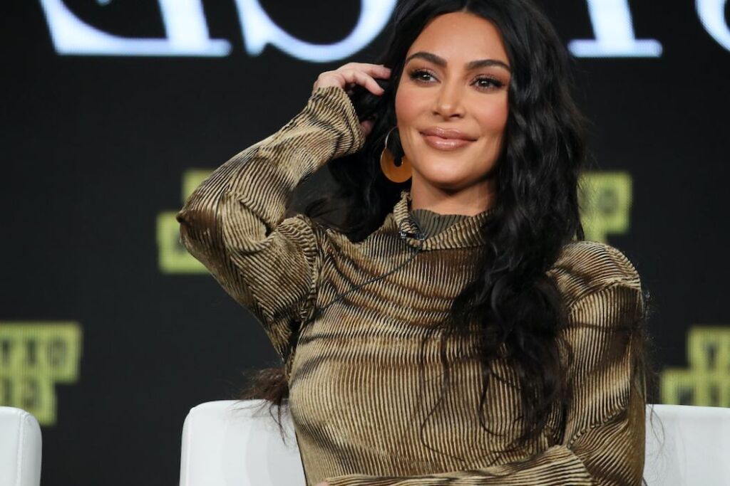 Quel âge avait Kim Kardashian lorsqu’elle a épousé son premier mari ? Quel âge avait Kim Kardashian lorsqu’elle a épousé son premier mari ?