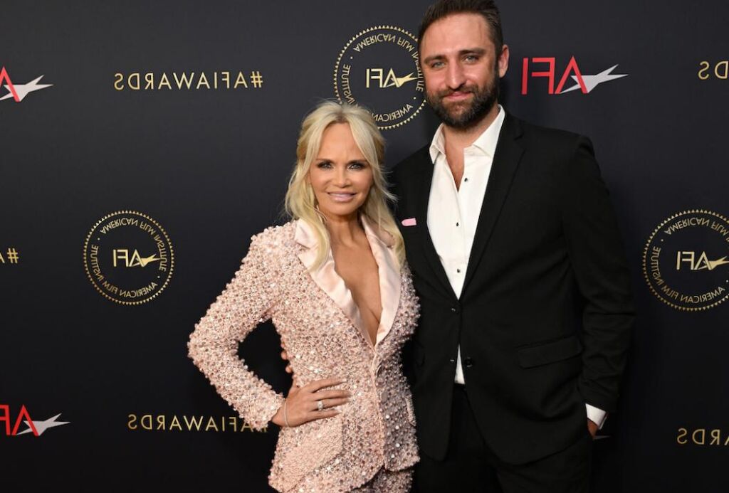 Qui est le fiancé de Kristin Chenoweth, Josh Bryant ? Qui est le fiancé de Kristin Chenoweth, Josh Bryant ?