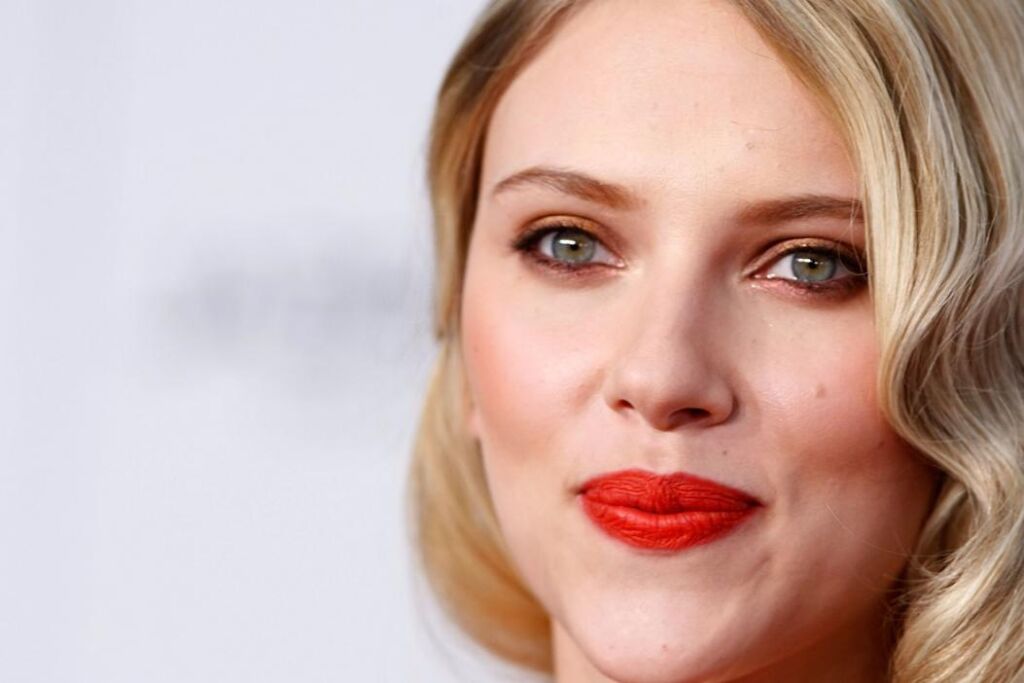 Scarlett Johansson n’a jamais eu de grand mariage – à l’intérieur de ses 3 petites cérémonies Scarlett Johansson n’a jamais eu de grand mariage – à l’intérieur de ses 3 petites cérémonies