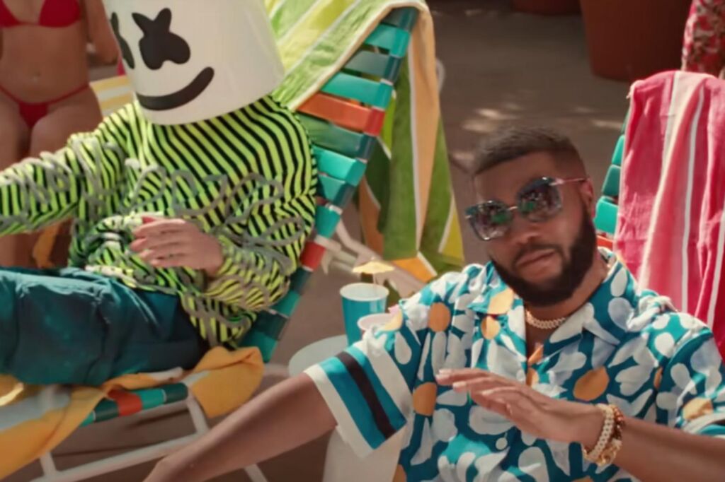 Marshmello et Khalid Usher dans Summer Vibes dans la vidéo ‘Numb’ Marshmello et Khalid Usher dans Summer Vibes dans la vidéo ‘Numb’