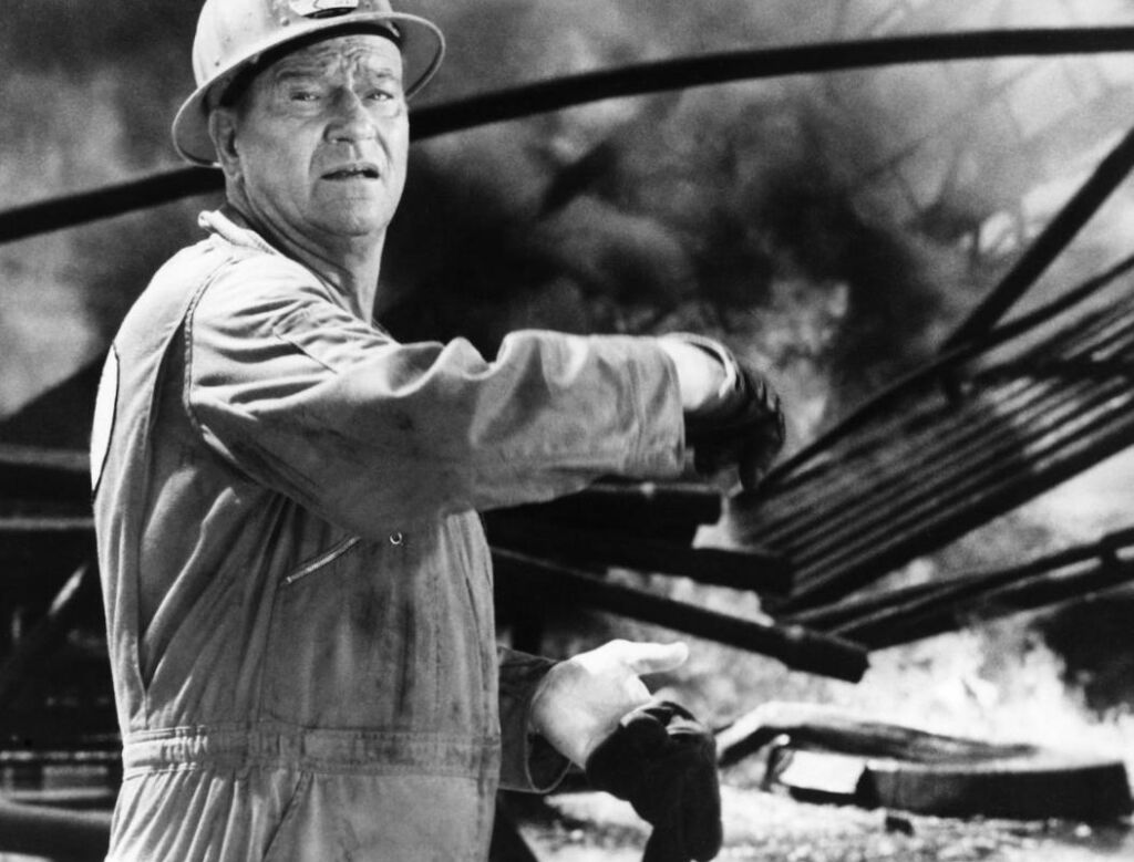 La fille de John Wayne, Aissa, a vu son père rager face aux critiques négatives des critiques de cinéma La fille de John Wayne, Aissa, a vu son père rager face aux critiques négatives des critiques de cinéma