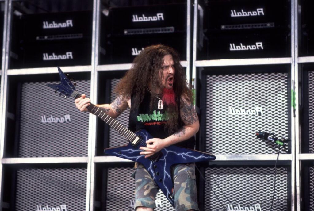 Quel était le vrai nom du guitariste de Pantera Dimebag Darrell ? Quel était le vrai nom du guitariste de Pantera Dimebag Darrell ?