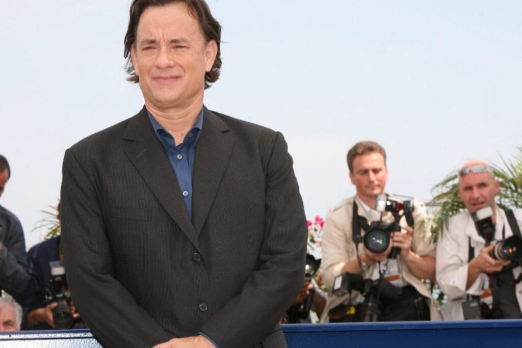 Tom Hanks dénonce les films « The Da Vinci Code », les qualifie de cyniques et commerciaux « Hooey »